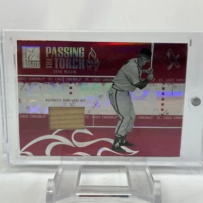 2005 Donruss Elite Passing the Torch Jerseys /25 Stan Musial Carlos Beltran HOF - Image 1 of 4