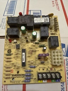 OEM GOODMAN PCBBF122 Furnace Control Circuit Board 50M56-289-01 EMERSON 4633E - Picture 1 of 4