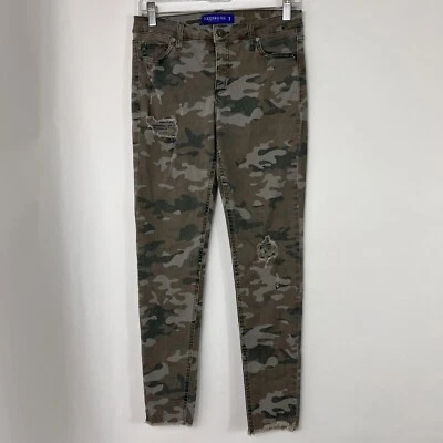 Pantalones de mezclilla para mujer Sapphire Ink talla 7 ajustados recortados desgastados camuflaje dobladillo crudo Foto 1 de 4