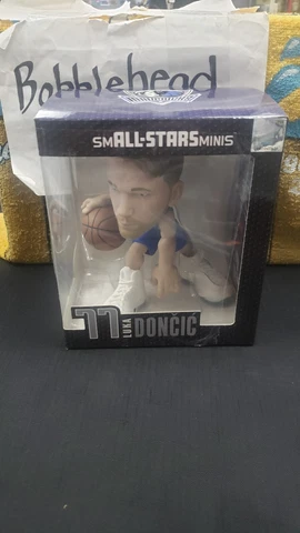 NIB 6" LUKA DONCIC DALLAS MAVERICKS SMALL-STARS MINIS VINYL FIGURE BLUE JERSEY Cover