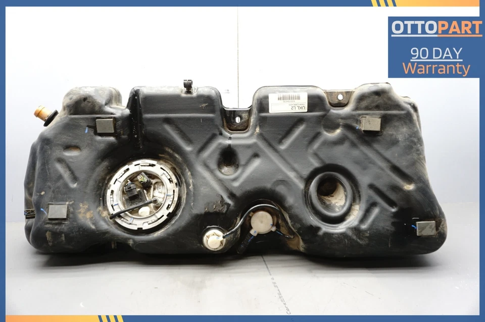 Depósito de tanque de gasolina Fiat 500X 2016-2018 OEM 7300405-12 Foto 1 de 4