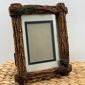 Rustic Woodland Photo Frame Pine Cones Pine Needles Tabletop Nature Cabincore - Picture 1 of 10
