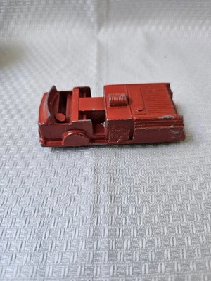 DIECAST TOY FIRE TRUCK - CIRCA 1950's - ANTIQUE VINTAGE - MIDGETOY - 2 7/8" - Image 1 of 4