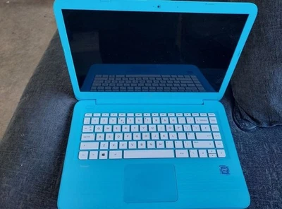 HP Stream 11-y050sa 11.6" (Intel Celeron N3060, 2GB RAM, 32GB eMMC) Ultrabook - - Image 1 of 2