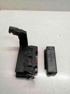 Modulo scatola fusibili NISSAN PRIMERA Hatchback P12 71547003TA 71547003 2.20 2002 - Immagine 1 di 2
