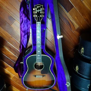 Acoustic Guitar Gibson SJ45 Deluxe Vintage Sunburst 100th Anniversary 1994 - Picture 1 of 10