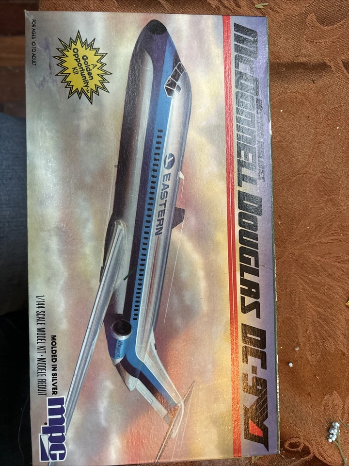 MPC1982 McDonnell Douglas DC-9 Eastern Airlines Modelo Kit Foto 1 de 4