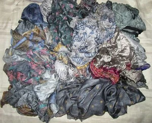 LOT PURE SILK Antique Vintage Sari REMNANT Fabrics 100 GRAMS Grey Doll #ABDKT - Picture 1 of 2