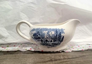 E16-Enoch WEDGWOOD GRAVY BOAT (England) COUNTRYSIDE Blue & White 1960s - Picture 1 of 4