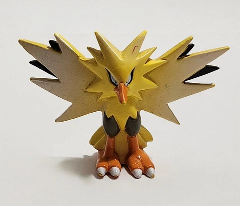 Pokemon Zapdos Figure Tomy Moncolle NAME ON BOTTOM Vintage Authentic CGTSJ F/S! Cover