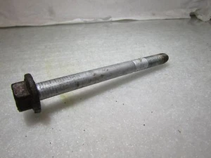 Vauxhall Vivaro Mk2 Renault Trafic right front engine bay mount bracket bolt - Picture 1 of 4