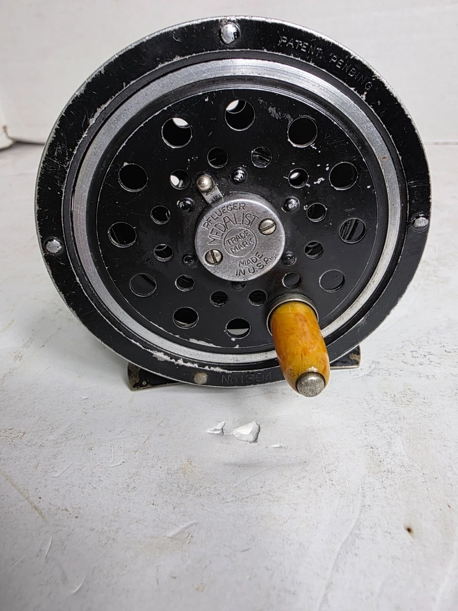 Vintage Pflueger Medalist Fly Reel | eBay