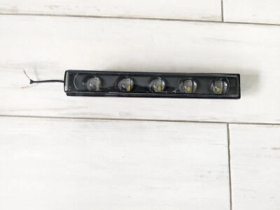 Luces de circulación diurna DRL negras derecha LED Mercedes-Benz W463 G63 G500 G65 AMG Foto 1 de 4