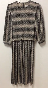 REO Originals Vintage Womens Dress Size 8 Black Beige Pleated Union Label 34 - Picture 1 of 9