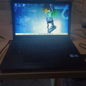 Pc portable hp , intel i5 7th , 8gb , ssd +hdd (pc revisé) - Afbeelding 1 van 14
