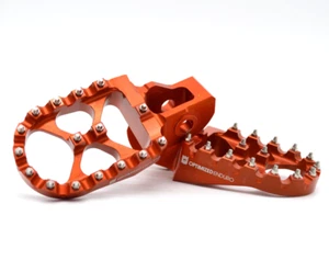 Optimized Enduro Foot Pegs for KTM 125-500 1999-2015 (Orange) - Picture 1 of 4