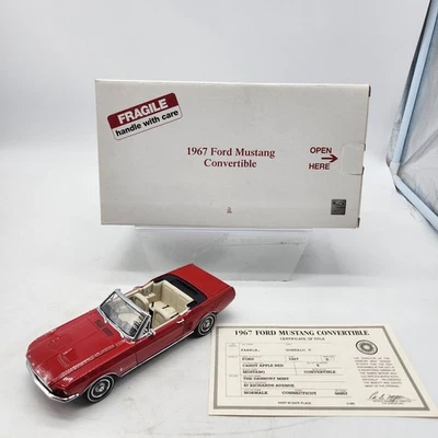 Ford Mustang 1967 convertible Danbury como nuevo rojo caramelo 1:24 muy buen estado raro completo  Foto 1 de 4
