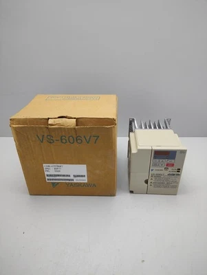 Yaskawa CIMR-V7CCB0P7 Inverter VS606-V7- - Image 1 of 4