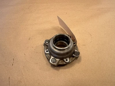 Ступица подшипника заднего дискового колеса MG Midget Austin Healey Sprite с длинными заклепками MOWOG от оригинального производителя - Изображение 1 из 4