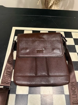 Bandolera de cuero Mont Blanc.  Foto 1 de 4