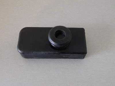 Amortiguador amortiguador de goma tanque de gasolina trasero Yamaha TX750 1973 1974 nuevo 341-24181-00-00 Foto 1 de 2