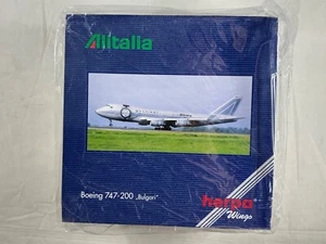 Herpa  502689 1:500 Diecast Airliner Alitalia Boeing 747-200 Bulgari metal box - Picture 1 of 1