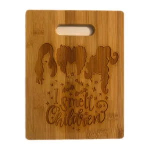 Tabla de cortar de bambú I SML NIÑOS madera grabada HaLLoWeeN HOCUS POCUS - Imagen 1 de 1