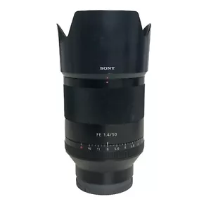 Sony Carl Zeiss Planar FE 50mm F1.4 ZA T* - VGC - Picture 1 of 13