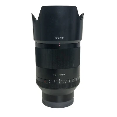 Sony Carl Zeiss Planar FE 50mm F1.4 ZA T* - VGC - Image 1 of 4