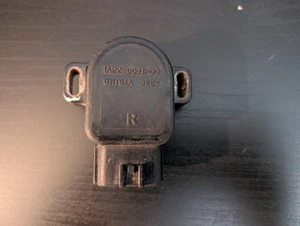 Sensor de posición del acelerador 98-06 Subaru TPS A22-667 R00 - Imagen 1 de 3