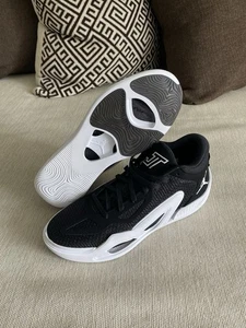 NEU Jordan Tatum 1 TB Herren Gr. 12 schwarz/weiß-grau Nebel FB2863-001 schneller Versand - Bild 1 von 6