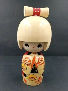 vtg Japanese Japan Wood KOKESHI Doll SOSAKU yellow orange floral kimono 5.5" - Picture 1 of 12