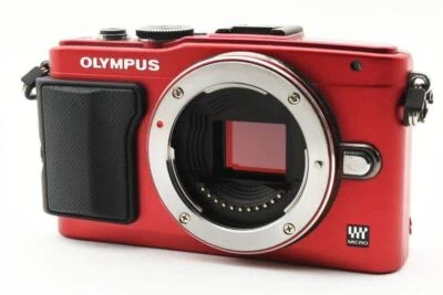 Cámara digital Olympus Pen Lite E-PL6 roja 16,1 MP cuerpo idioma inglés usada Foto 1 de 4