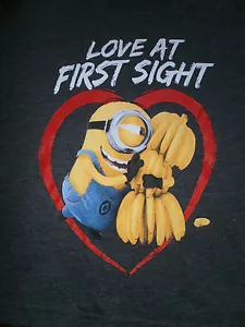 CAMISETA DESPRECIABLE ME MINION HECHA EL AMOR A PRIMERA VISTA LOOK EN CAPAS NUEVA - Imagen 1 de 2