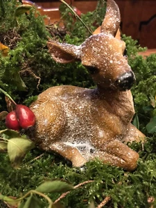 Reh Bambi Deko Figur Christmas Weihnachten Shabby Vintage 12cm glitzernd geeist - Bild 1 von 1