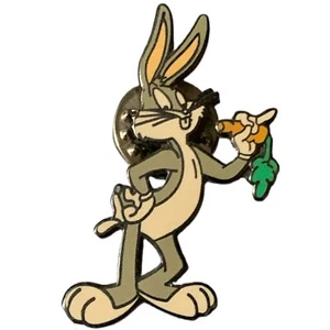 2000 Warner Bros Bugs Bunny Carrot Souvenir Pin - Picture 1 of 2