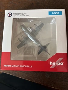 Herpa Royal Norwegian Airforce Lockheed P-3C Orion 1:500 3296 - Picture 1 of 3