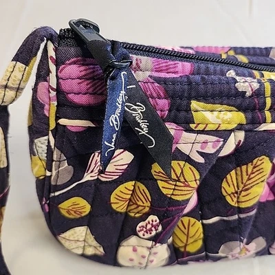 Cartera Bandolera Vera Bradley Frannie en Ruiseñor Floral Azul Marino Pájaros Pequeña Foto 1 de 4