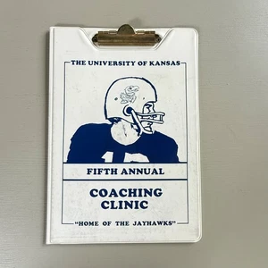 Vintage University of Kansas Football Trainer Klemmbrett Ordner 1983 Zeitplan KU - Bild 1 von 7
