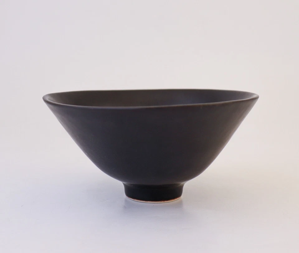 Black Ceramic Bowl - Carl-Harry Stålhane - Rörstrand - Mid 20th century - Image 1 of 4