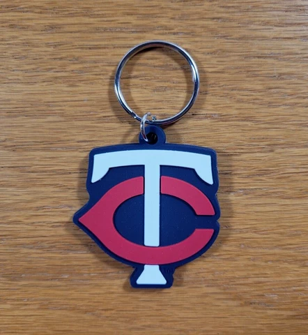MINNESOTA TWINS Official Team Logo MLB Baseball 2019 Rubber Key Ring Key Chain Cover