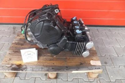 Motor Engine ohne ANBAUTEILE siehe TEXT Motor Yamaha FZS600 Fazer RJ02 64324km - Bild 1 von 3