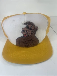 vintage yellow / white snap back truckers hat with the Alf 80s character logo - Picture 1 of 8