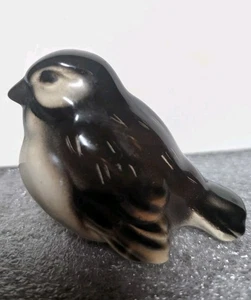Figura Pájaro De Colección Keramos Porcelana Wien Austria Gorrión Wren Marrón Garganta Azul - Imagen 1 de 10