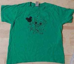 Camiseta Youth Stitch Gildan Unisex Talla Pequeña Verde - Imagen 1 de 1