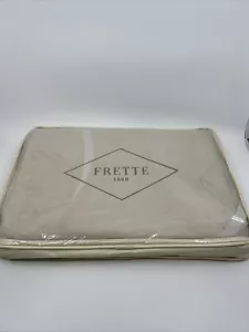 Copripiumone Frette Nastri Arredo Queen in Beige Selvaggio/Latte - Foto 1 di 5