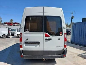 RENAULT MASTER BODY/DOOR MOULD RH FRONT (FRONT DOOR), X62, 09/11 - Picture 1 of 5