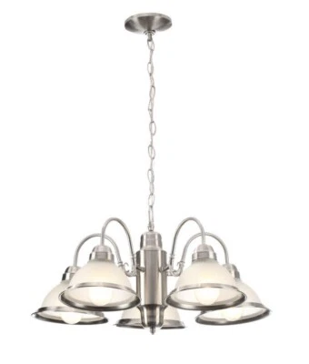 Lámpara de araña Hampton Bay Halophane 5💡 de níquel cepillado/pantallas de vidrio acanalado esmerilado Foto 1 de 4