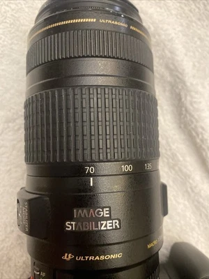 Canon Ultrasonic Image Stabilizer Lens 70-300mm with Macro 1.5m Parts Only - Image 1 of 4
