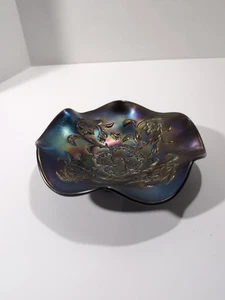 Cuenco de vidrio de carnaval con campanas y cuentas Dugan - Imagen 1 de 4